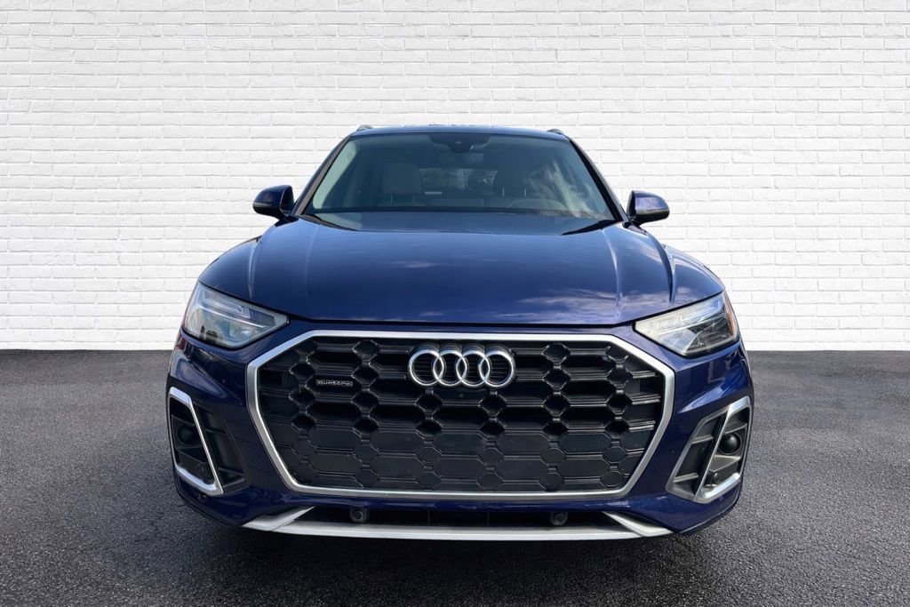 Used 2023 Audi Q5 2.0T Premium Plus w/ Premium Plus Package image 2