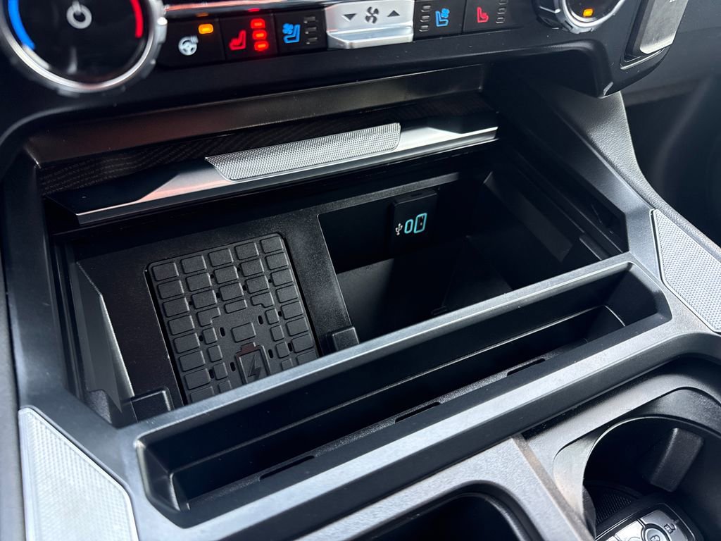 Used 2024 Ford F350 Platinum image 41