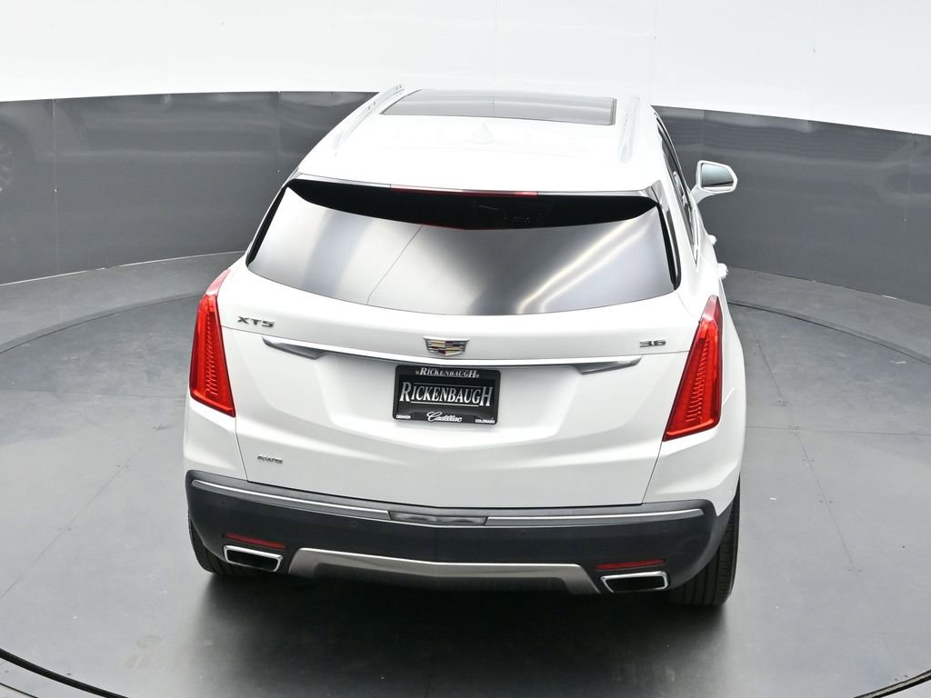 Used 2017 Cadillac XT5 Platinum w/ Driver Assist Package image 31