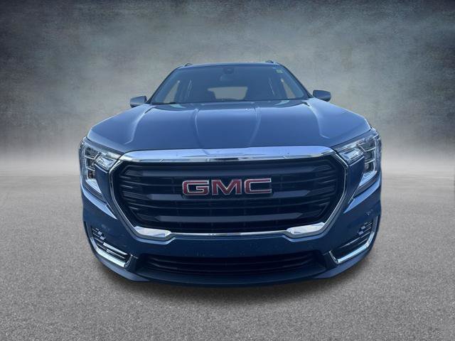 Used 2024 GMC Terrain SLE w/ Driver Convenience Package AWD/4WD image 11