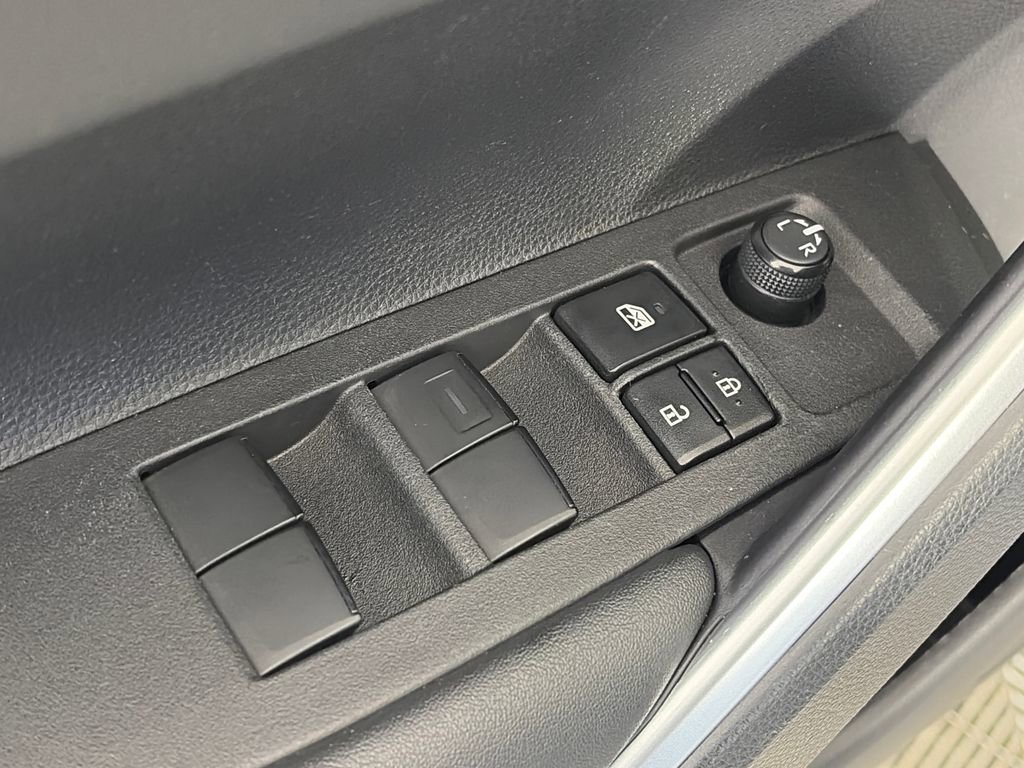 Used 2023 Toyota Corolla Cross XLE w/ Convenience Package AWD/4WD image 24