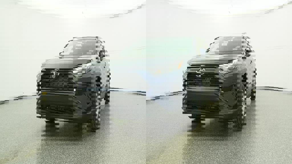 New 2025 Toyota RAV4 XLE image 32