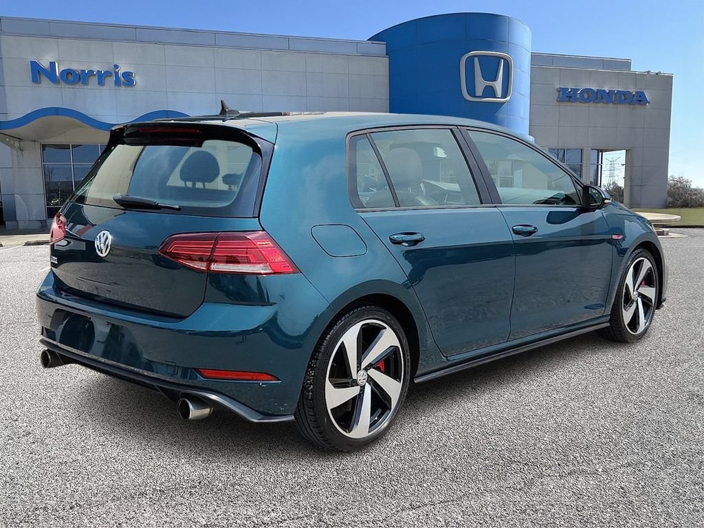 Used 2018 Volkswagen GTI SE w/ SE Leather Package FWD image 4