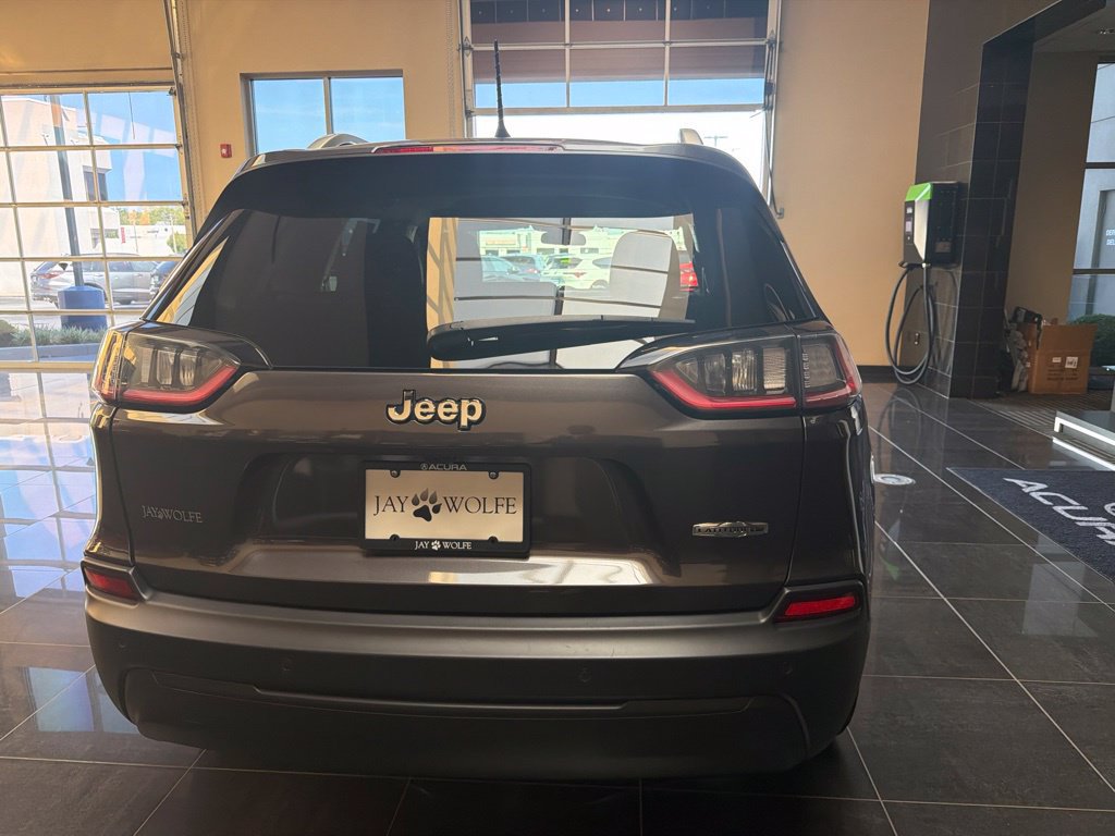 Used 2020 Jeep Cherokee Latitude Plus FWD image 7