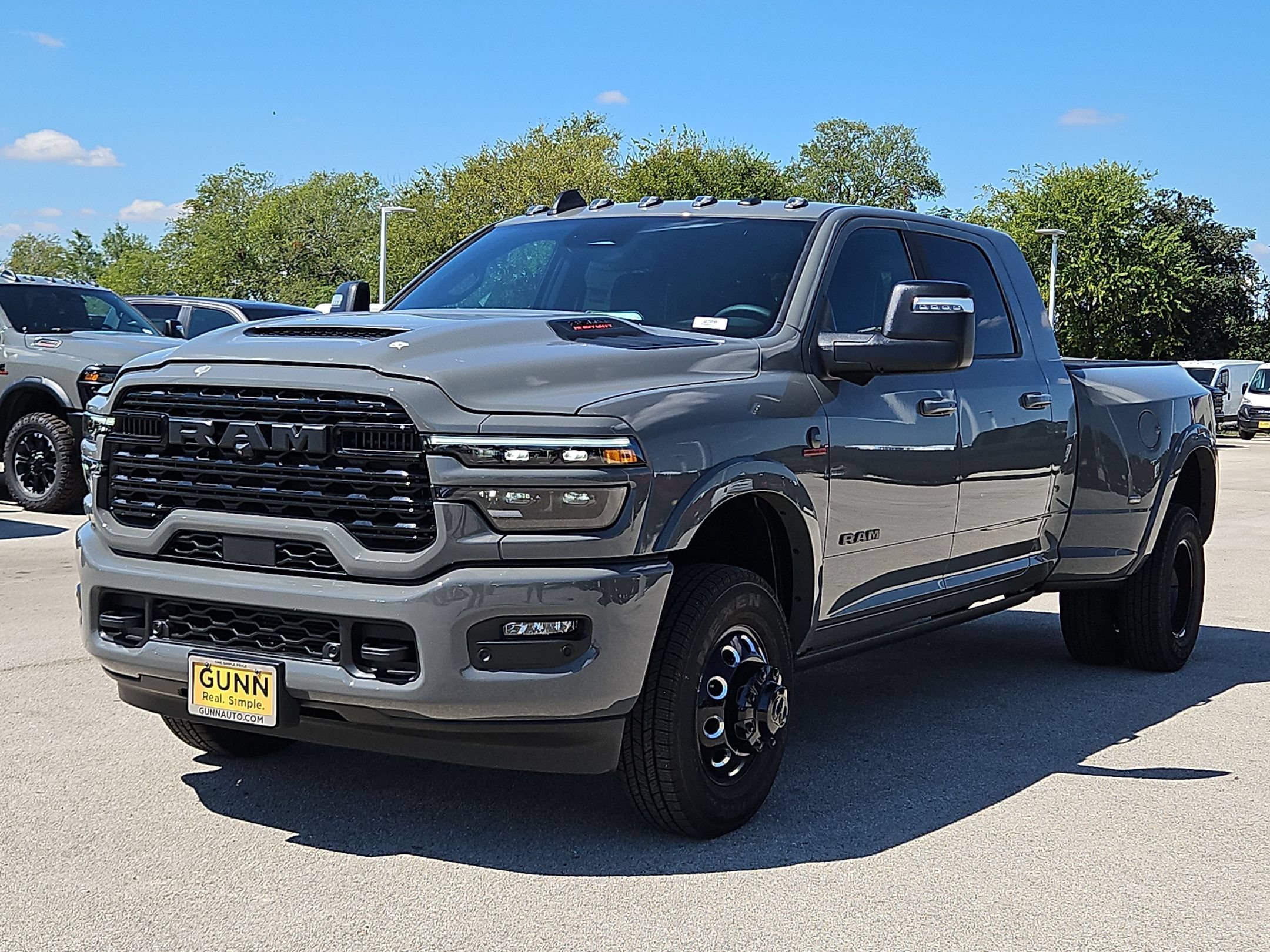 New 2027 RAM 3500 Limited AWD/4WD image 7
