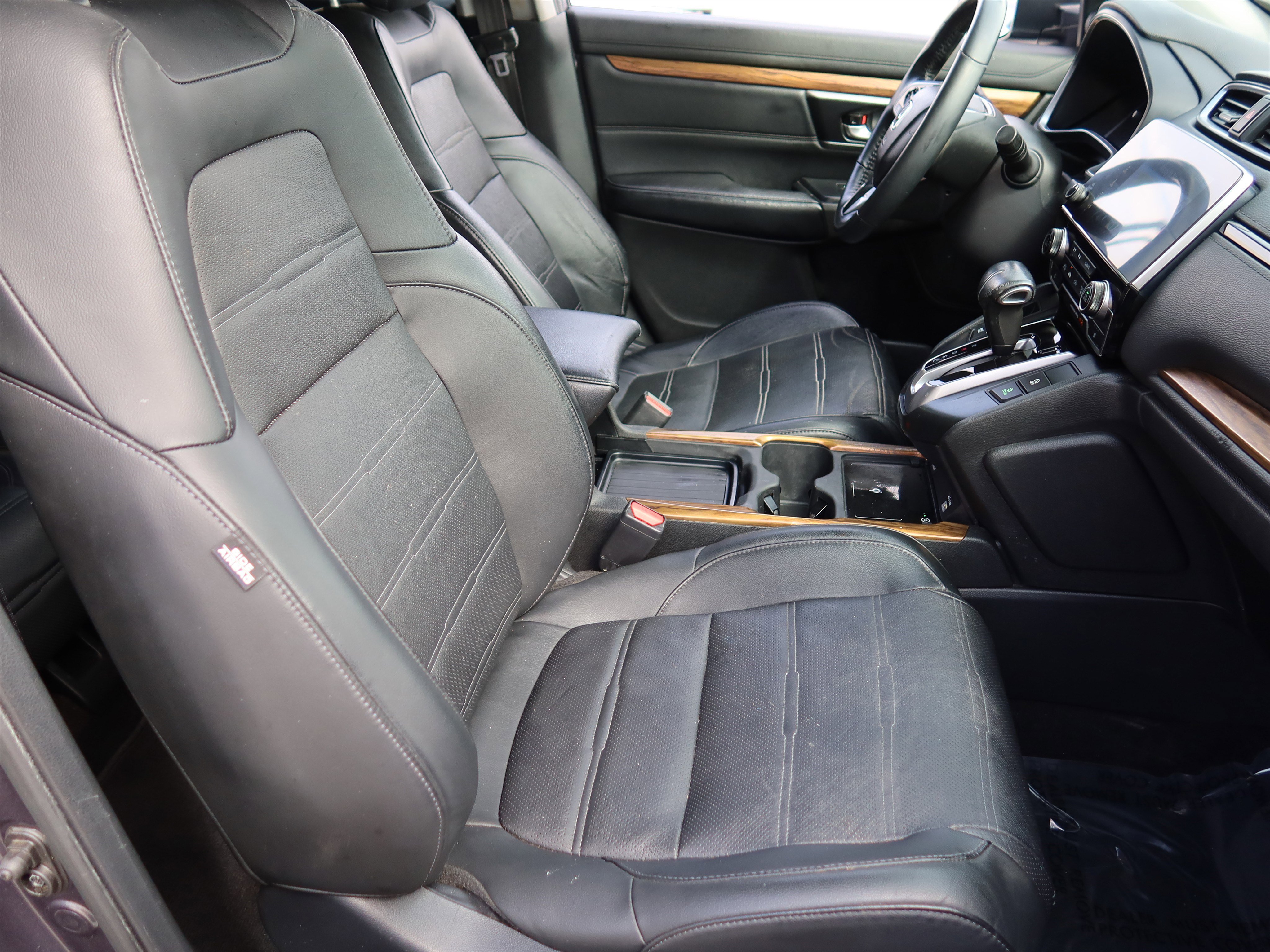 Used 2020 Honda CR-V Touring image 12