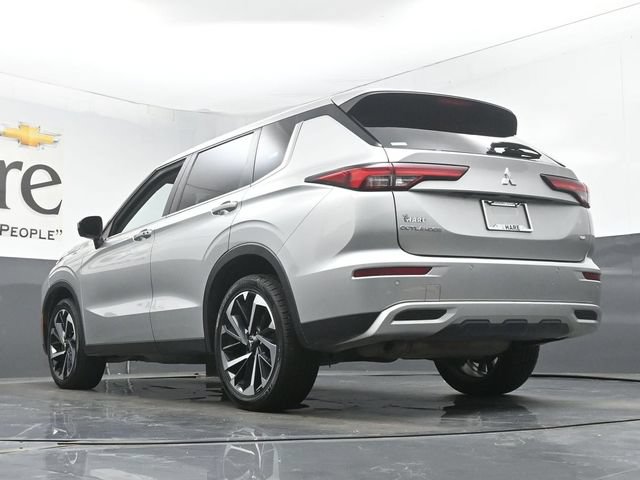 Used 2024 Mitsubishi Outlander SE FWD image 5