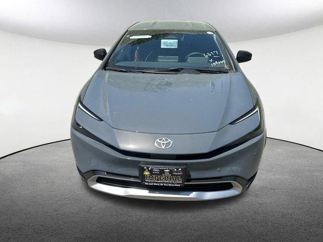 New 2026 Toyota Prius Plug-In Hybrid FWD image 4