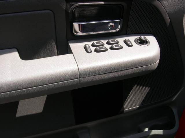 Used 2006 Ford F150 XLT AWD/4WD image 8