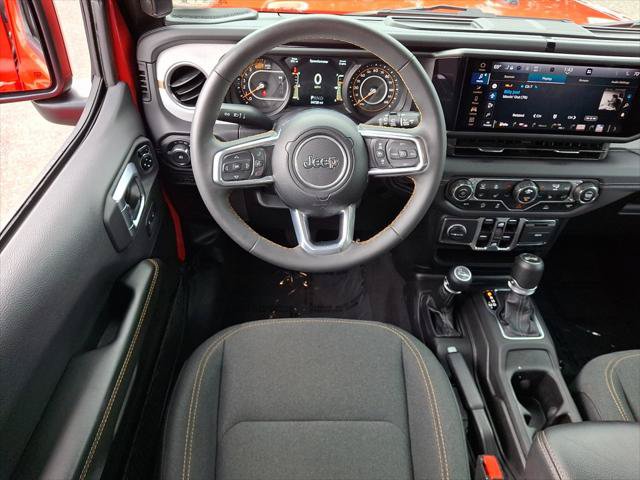 Certified 2025 Jeep Wrangler Unlimited Sahara AWD/4WD image 22