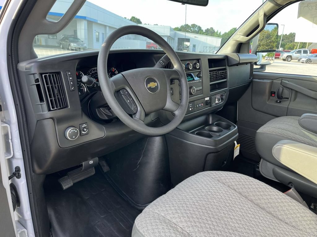 New 2026 Chevrolet Express 3500 w/ Power Convenience Package RWD image 13
