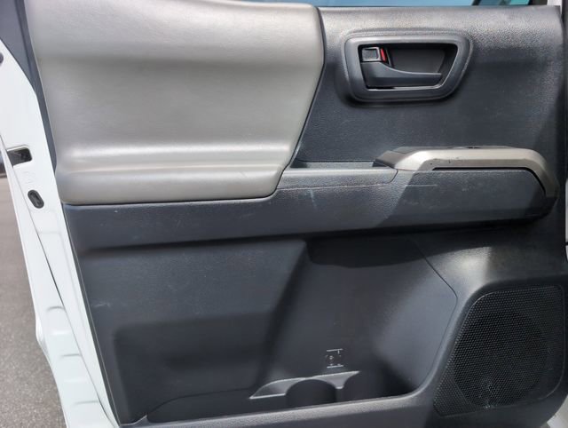 Used 2021 Toyota Tacoma SR5 RWD image 30