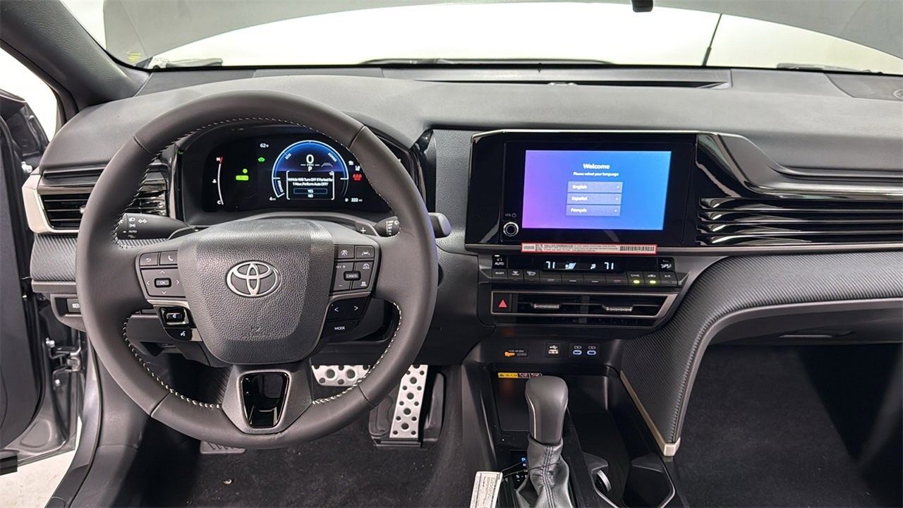 New 2026 Toyota Camry SE image 9