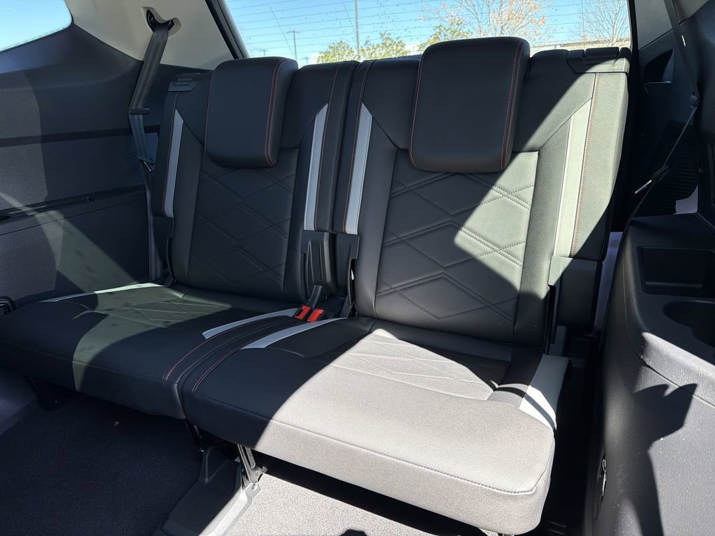 New 2026 Volkswagen Atlas Peak Edition image 15