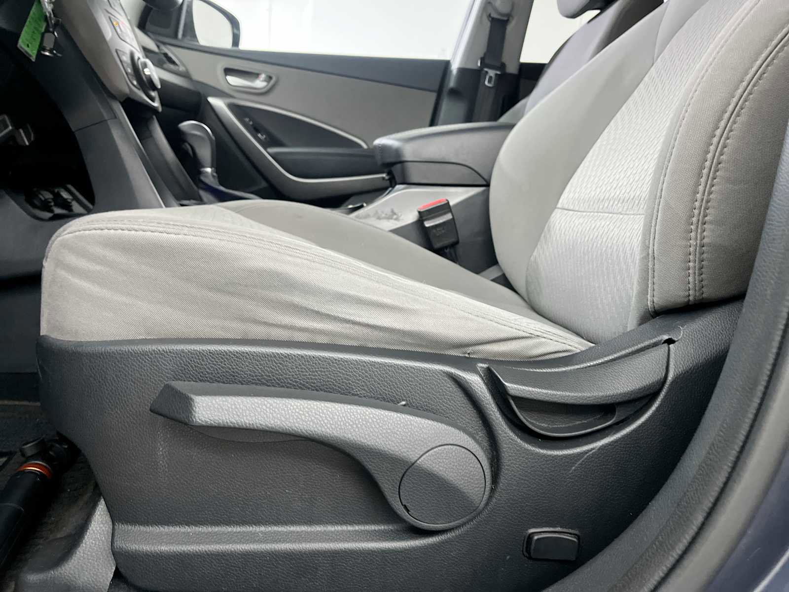 Used 2015 Hyundai Santa Fe Sport image 14