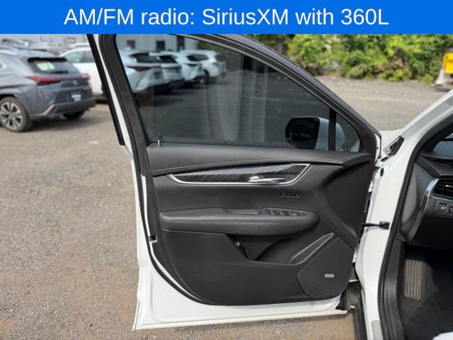 Used 2022 Cadillac XT6 Premium Luxury AWD/4WD image 17