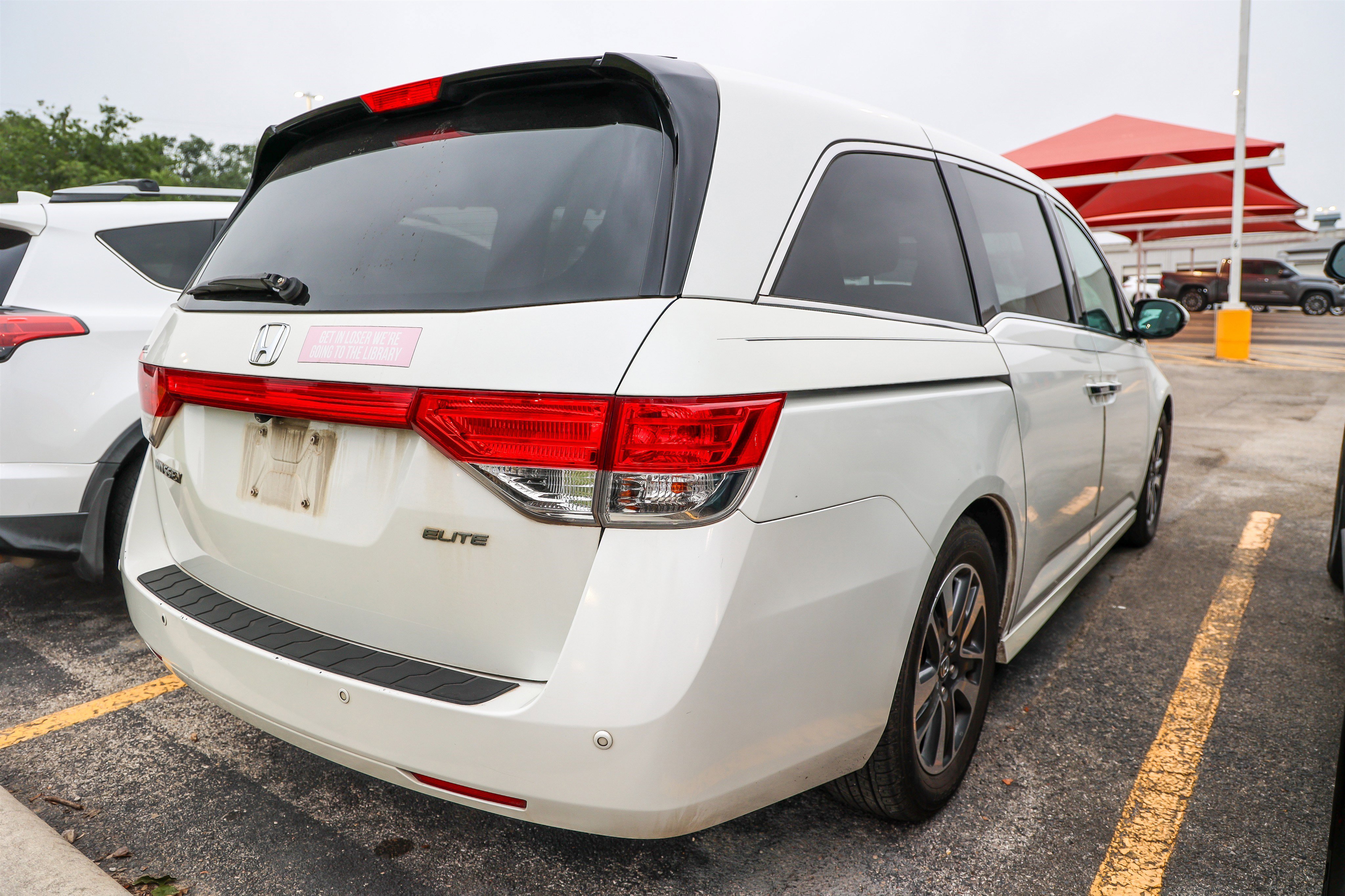 Used 2014 Honda Odyssey Touring Elite image 8