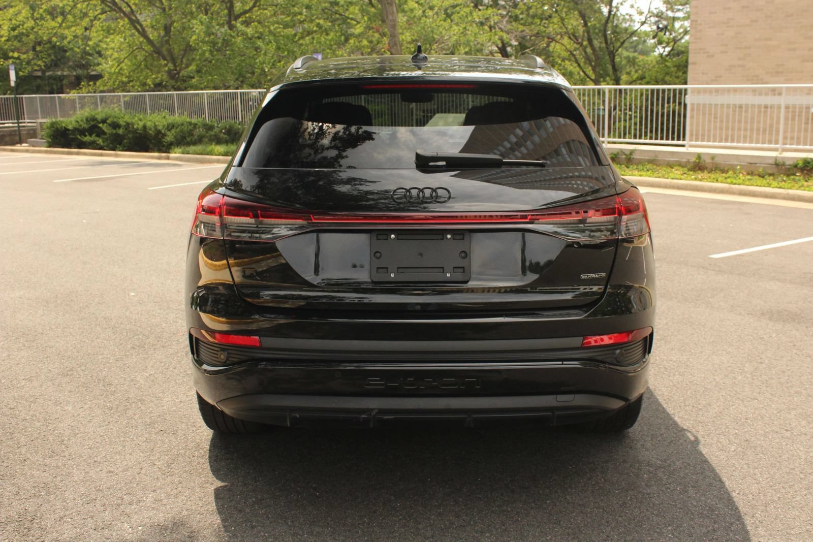Used 2023 Audi Q4 e-tron Premium Plus w/ Premium Plus AWD/4WD image 8