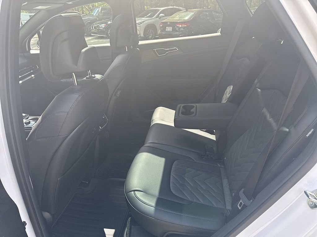 Used 2025 Kia Sportage X-Pro Prestige AWD/4WD image 8