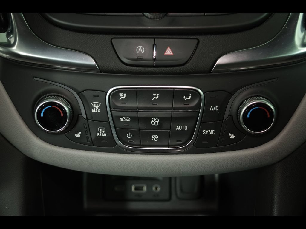 Certified 2024 Chevrolet Equinox LT FWD image 25