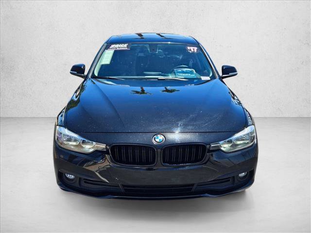 Used 2017 BMW 320i Sedan RWD image 2