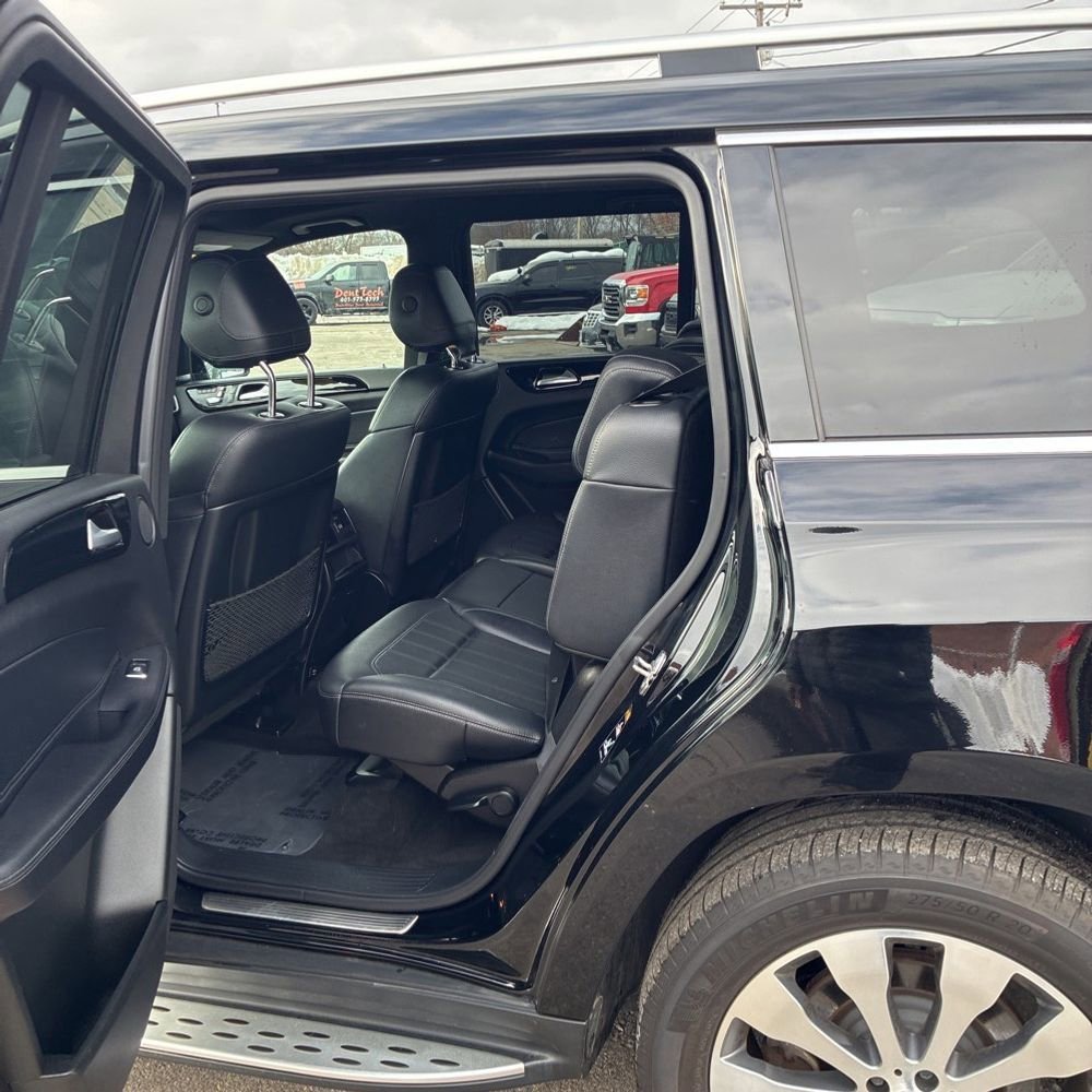 Used 2018 Mercedes-Benz GLS 450 4MATIC image 13
