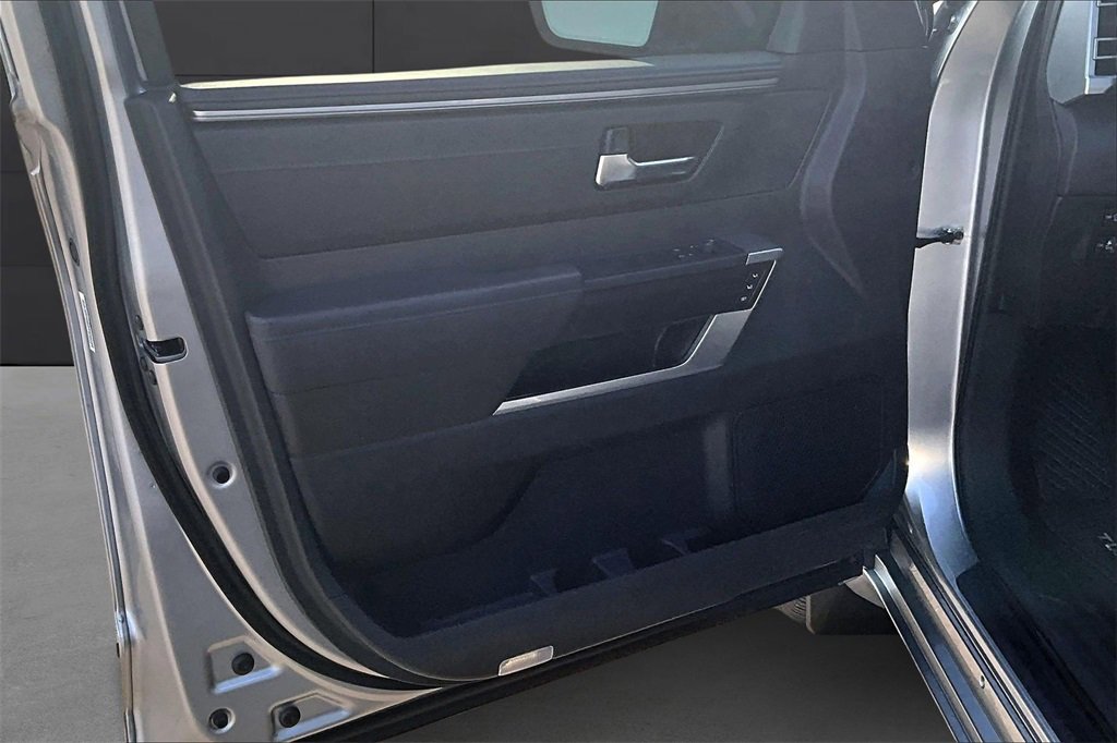 Used 2024 Toyota Tundra Platinum image 16