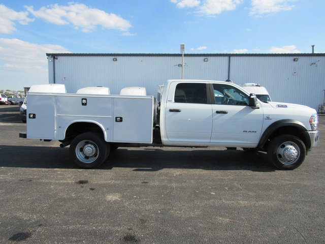 Used 2024 RAM 4500 SLT w/ Quick Order Package 2YG SLT AWD/4WD image 4