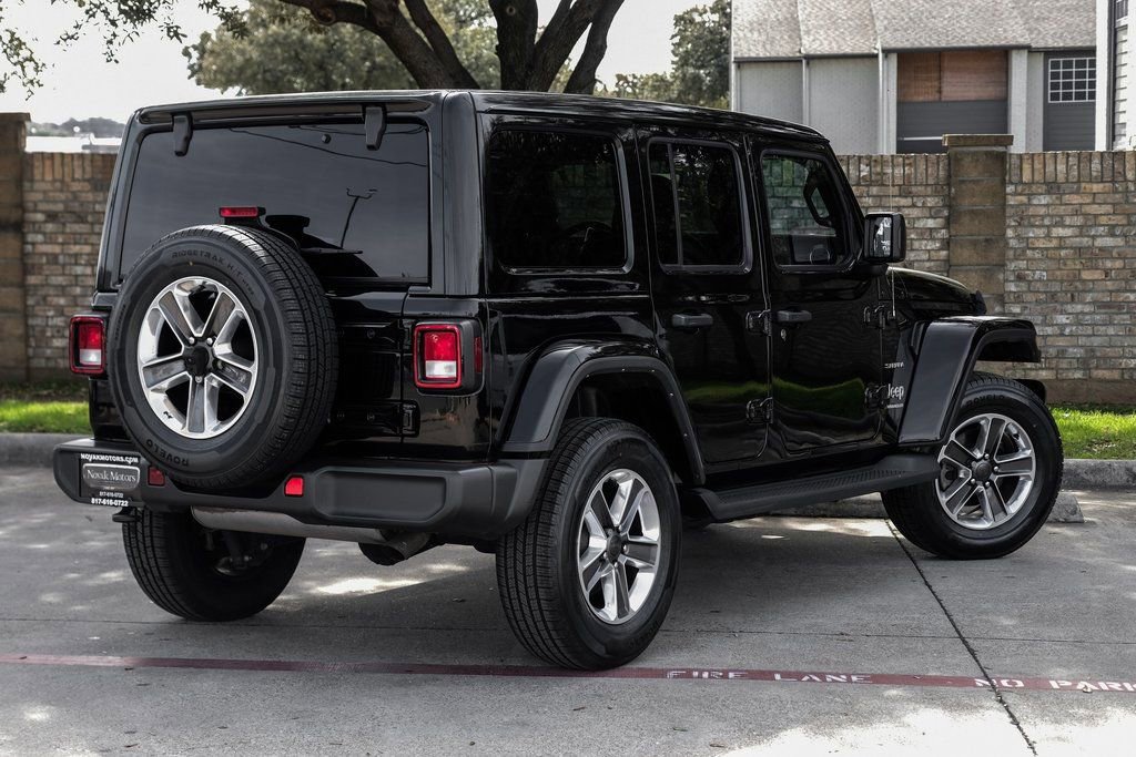 Used 2023 Jeep Wrangler Sahara w/ Cold Weather Group image 16