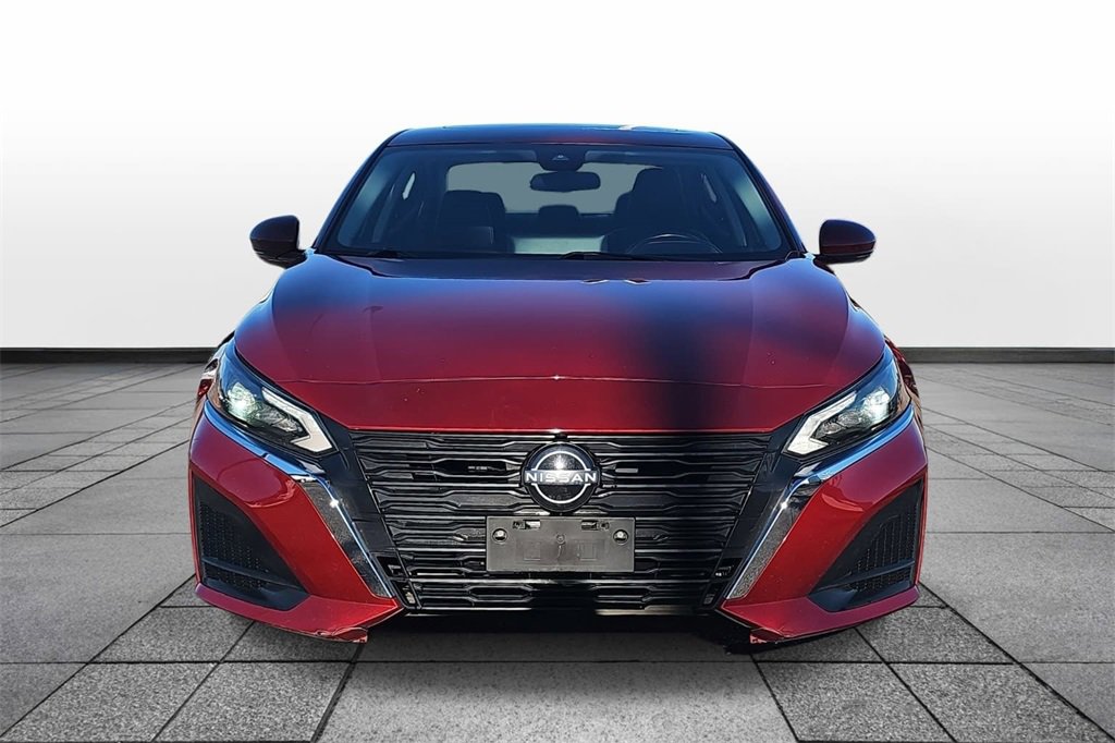 Used 2023 Nissan Altima 2.5 SL image 2