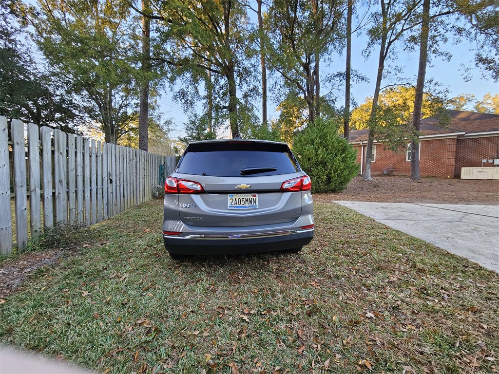 Used 2018 Chevrolet Equinox LT image 6