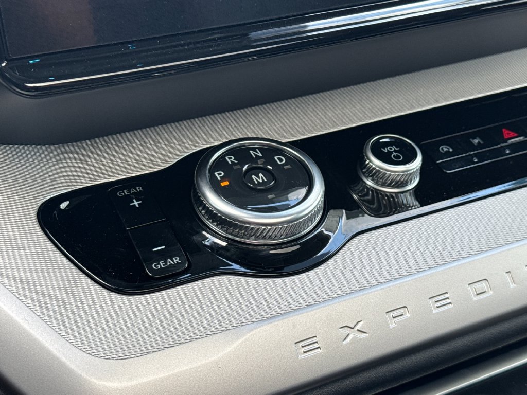 New 2027 Ford Expedition Active RWD image 22