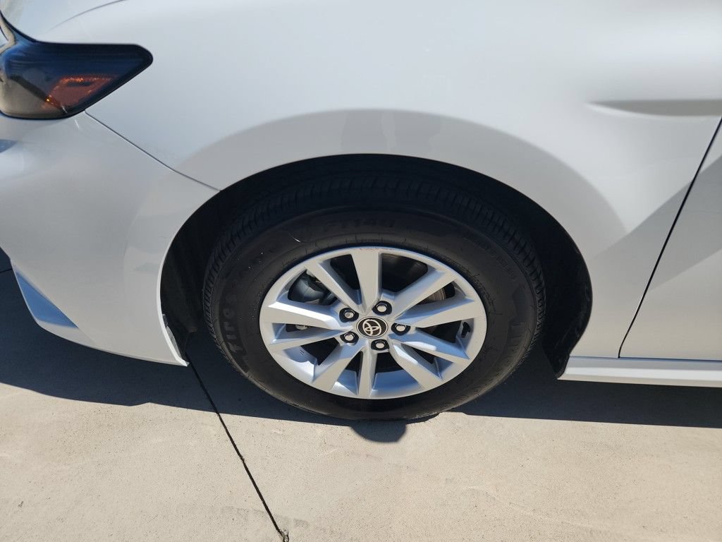 Certified 2025 Toyota Camry LE w/ Convenience Package AWD/4WD image 5