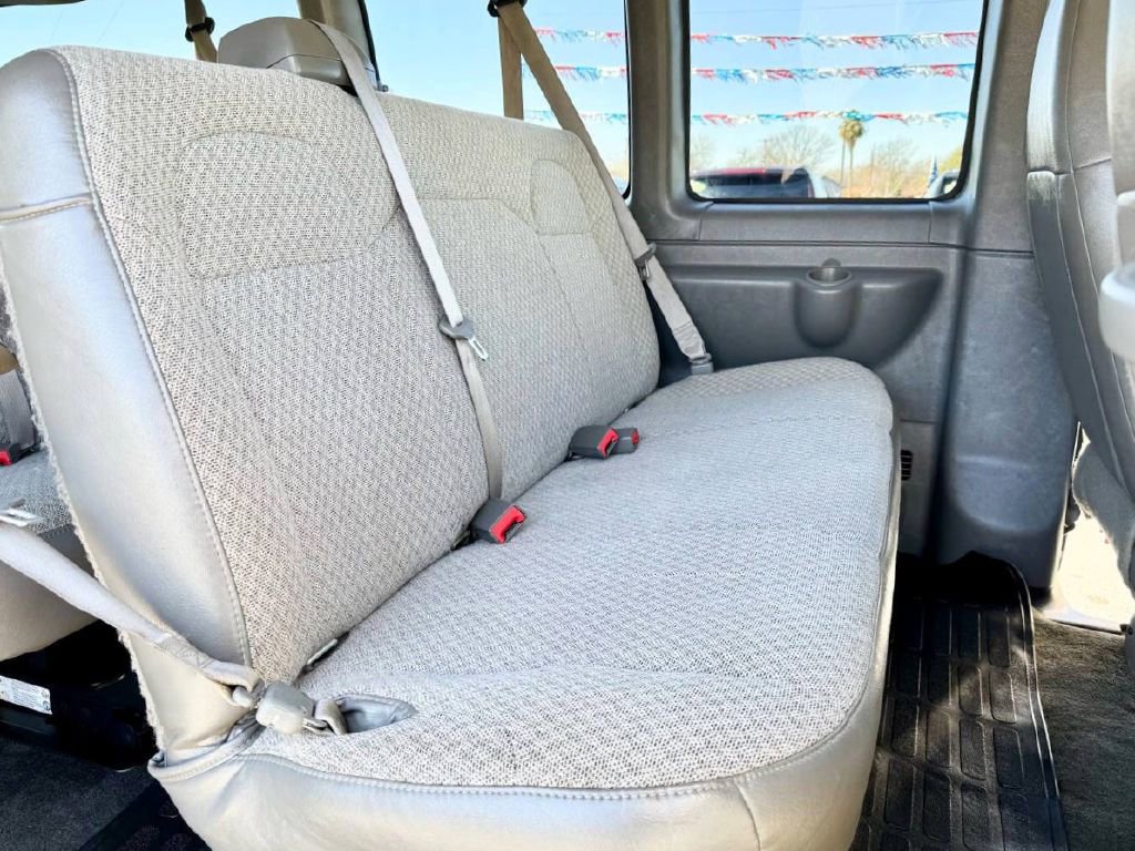 Used 2019 Chevrolet Express 3500 LT w/ LT Preferred Equipment Group image 15