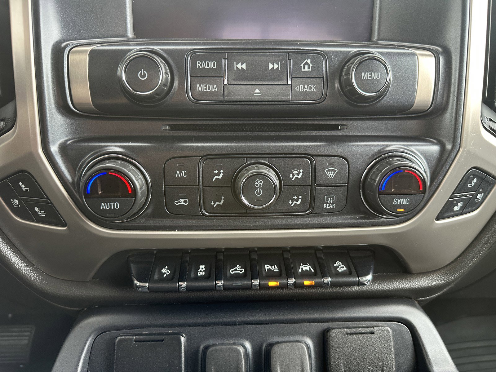 Used 2018 GMC Sierra 1500 Denali AWD/4WD image 21