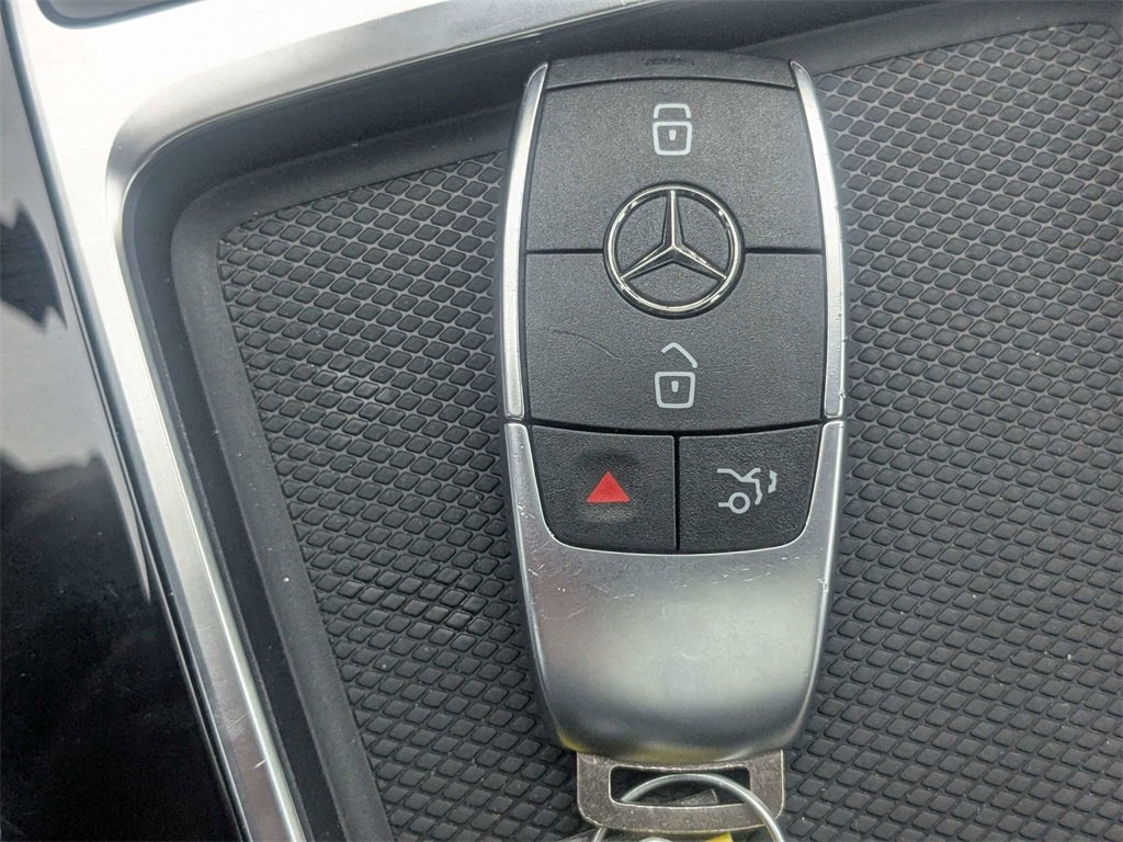 Used 2025 Mercedes-Benz CLA 250 4MATIC image 33