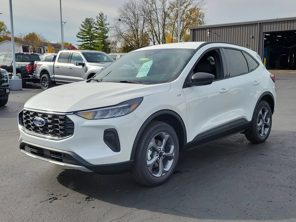 New 2026 Ford Escape ST-Line w/ Cold Weather Package AWD/4WD image 8