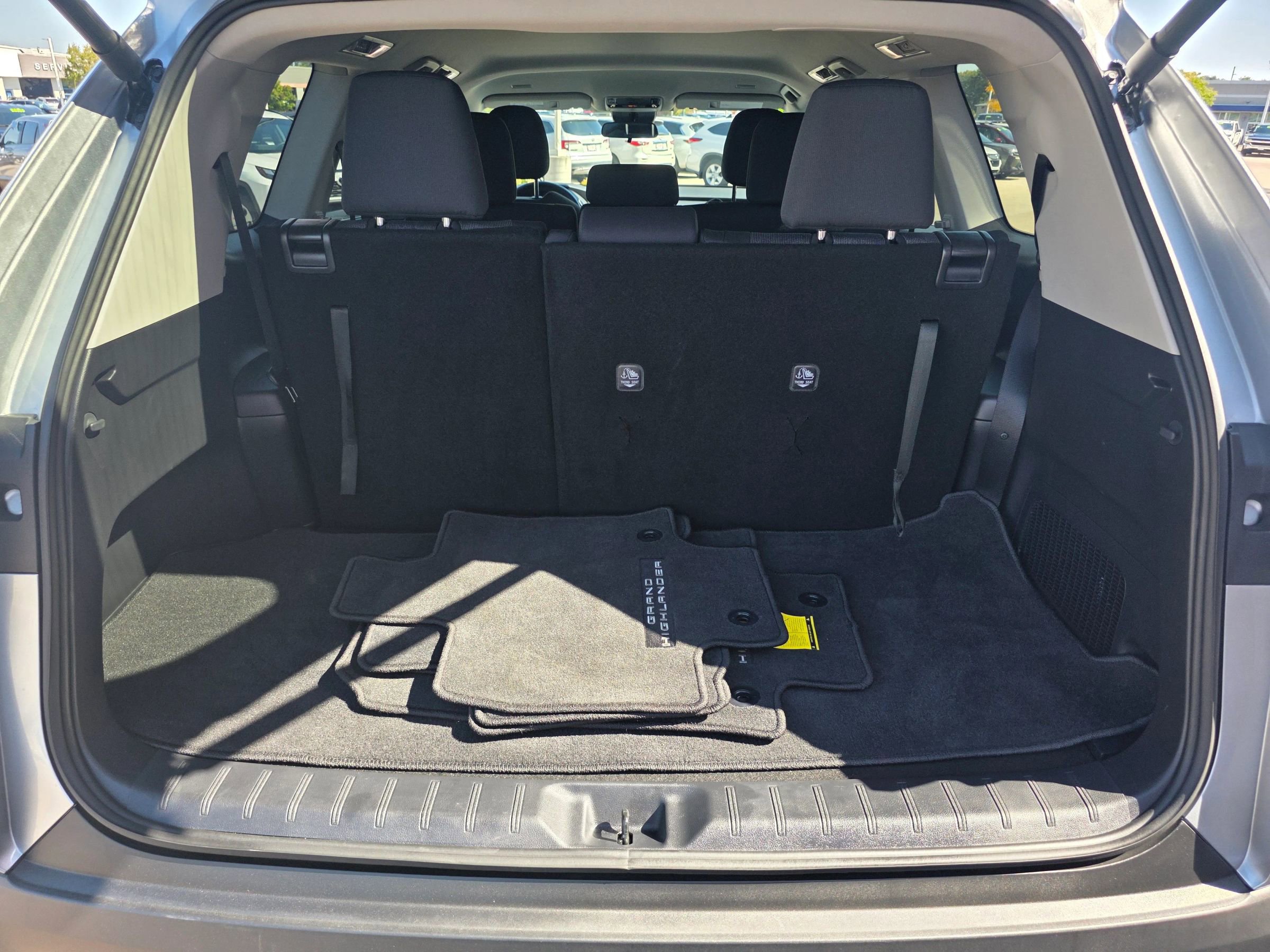 Used 2025 Toyota Grand Highlander AWD image 6