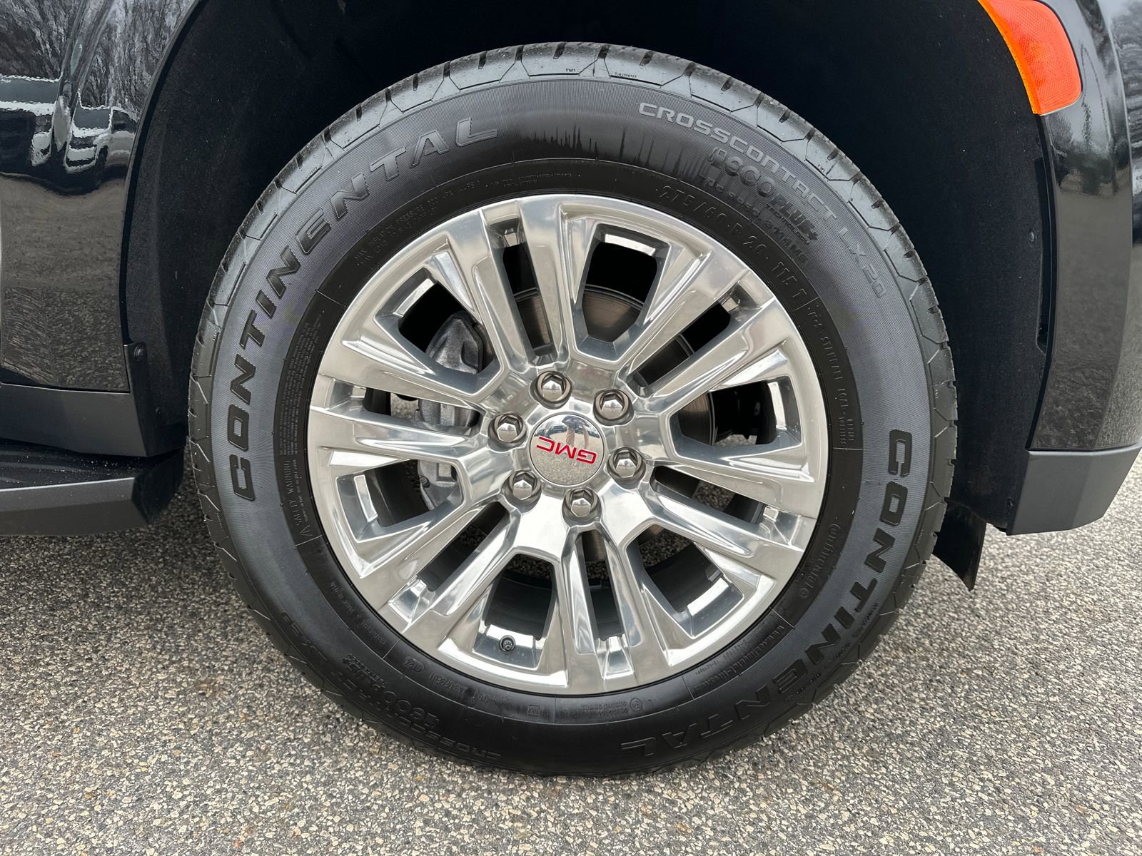 Used 2024 GMC Yukon XL Denali w/ Max Trailering Package image 12