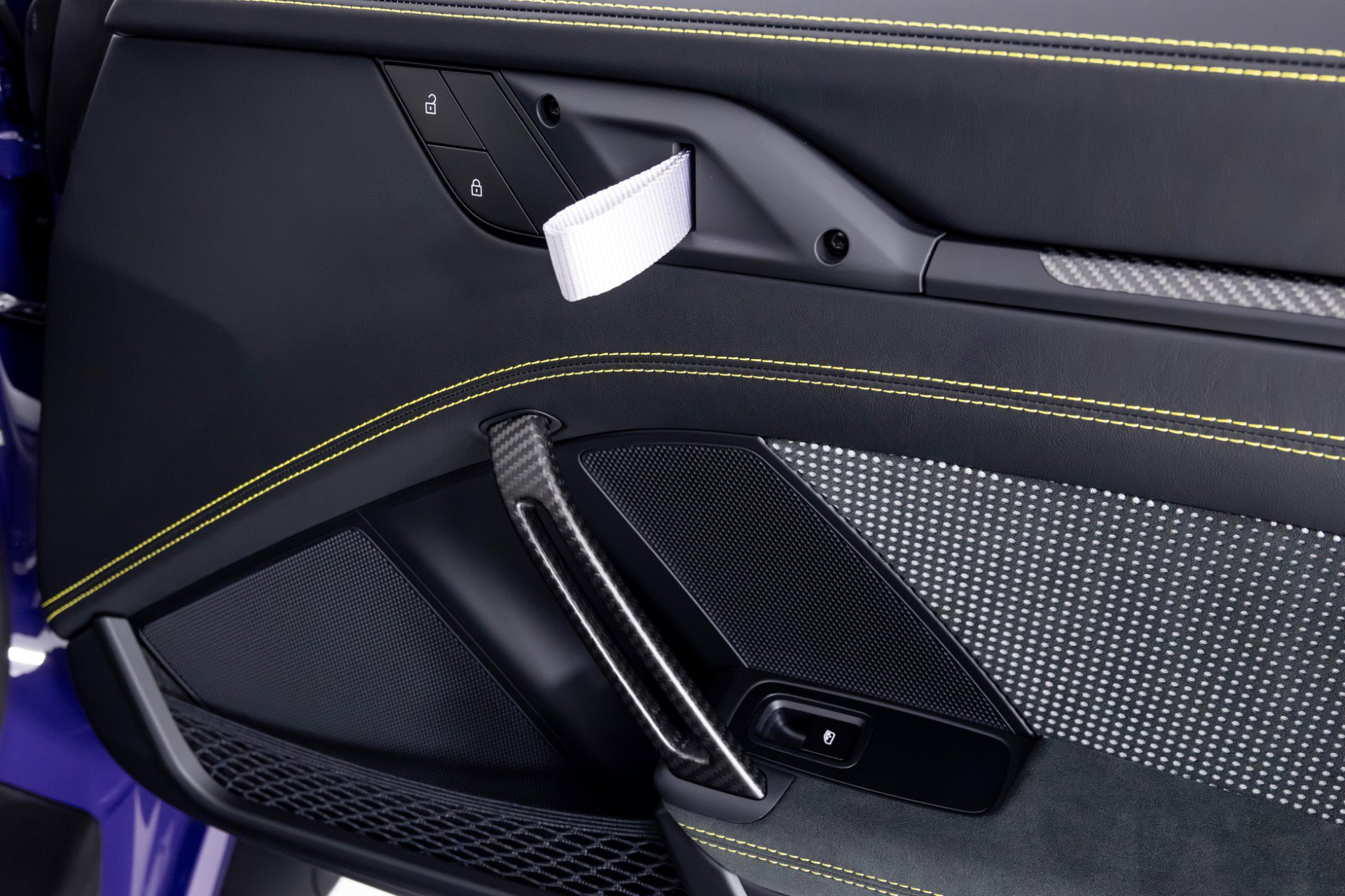 Used 2025 Porsche 911 GT3 RS image 43