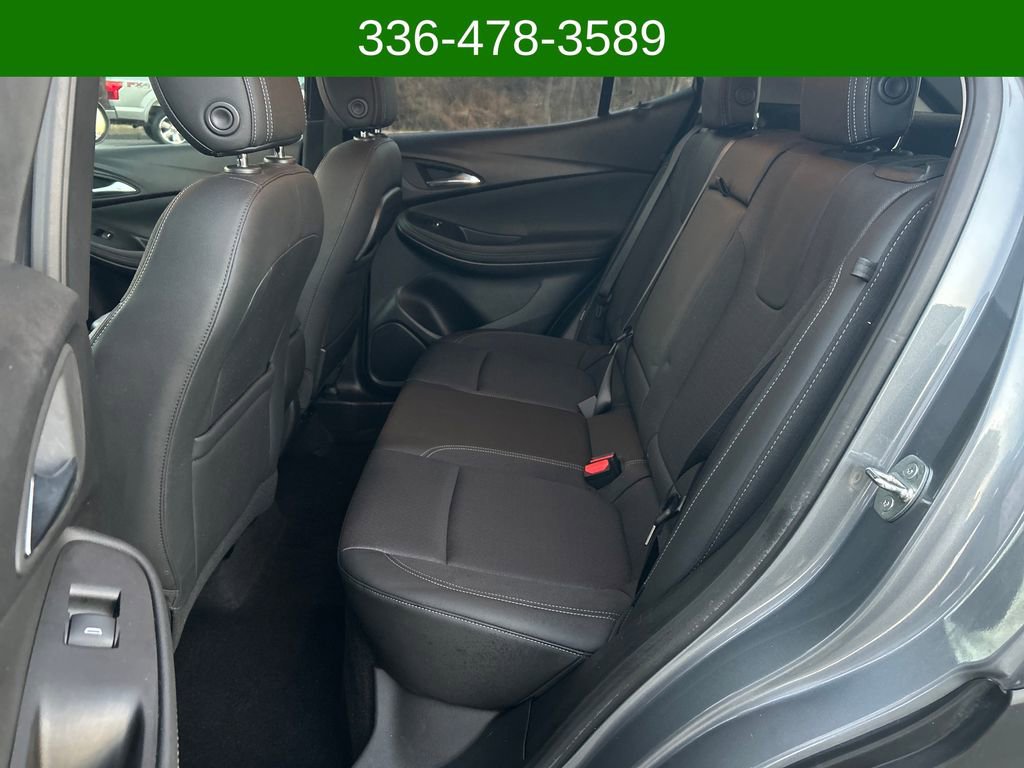 Used 2022 Buick Encore GX Select image 25