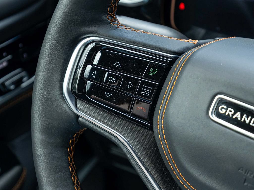 New 2026 Jeep Grand Wagoneer L Summit AWD/4WD image 19