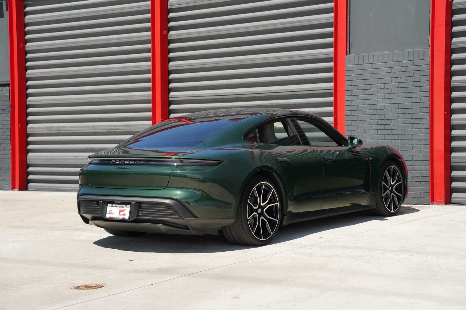 Used 2025 Porsche Taycan RWD image 8