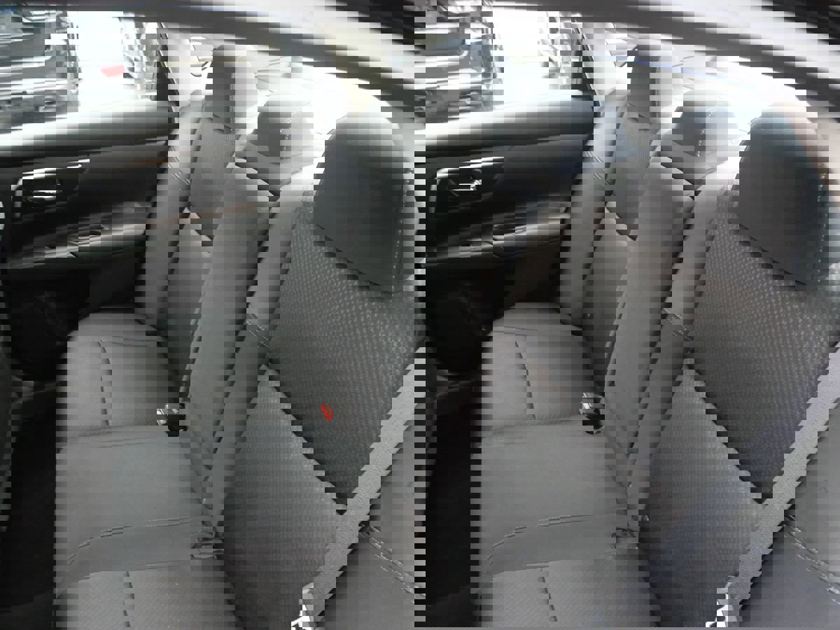 Used 2017 Nissan Altima 2.5 SR w/ Midnight Edition Package image 25