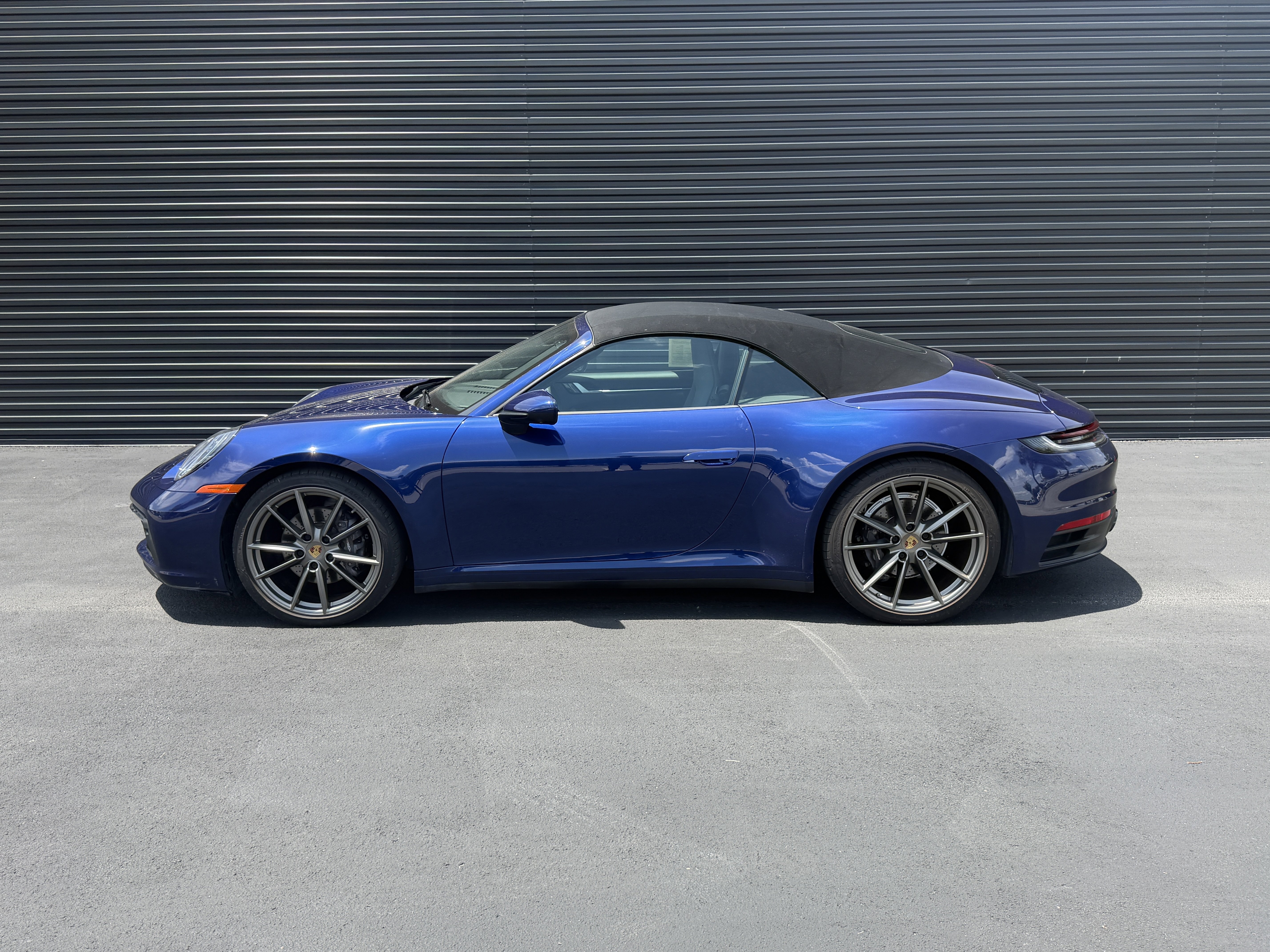 Certified 2021 Porsche 911 Carrera RWD image 2