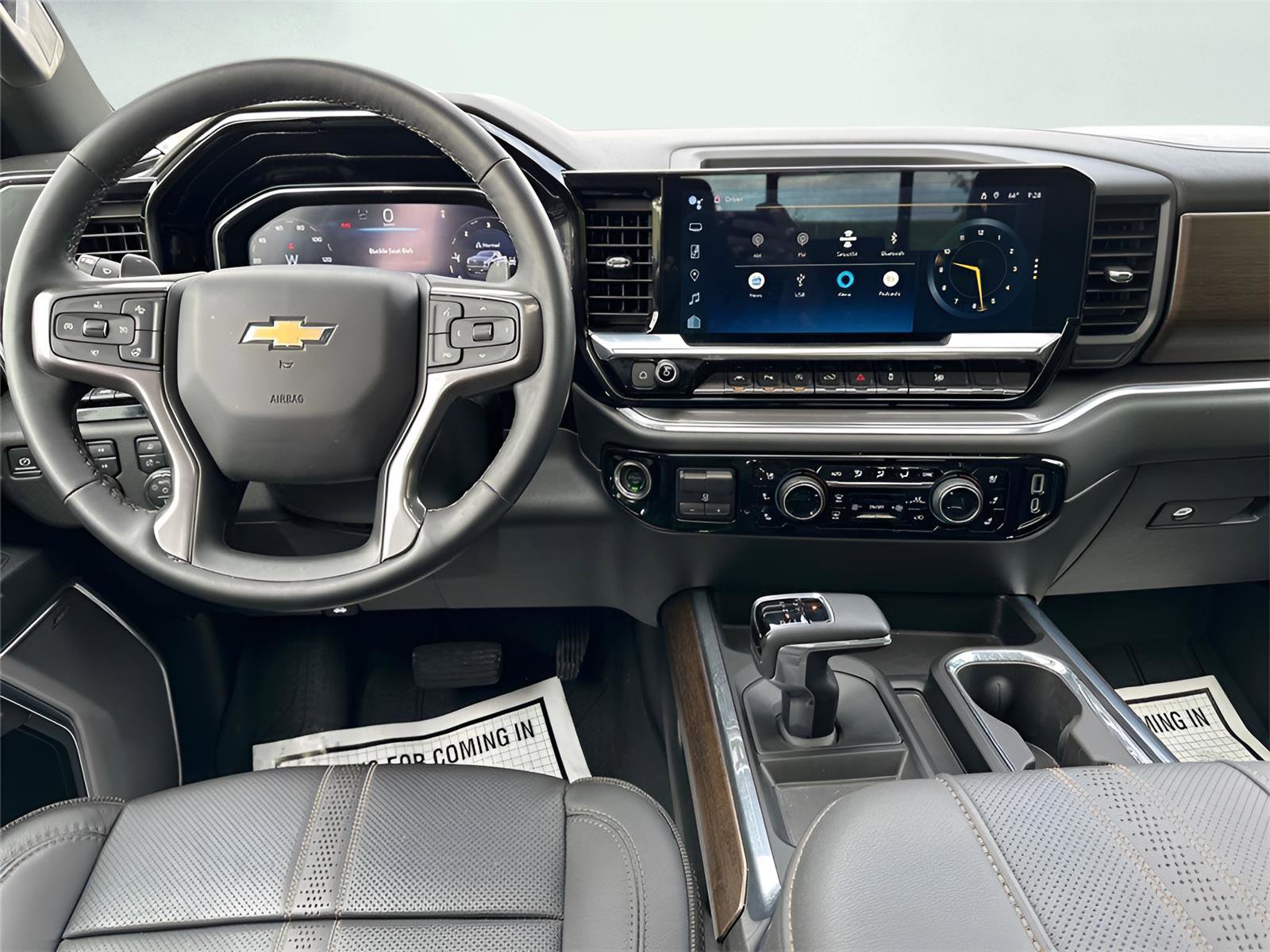 Used 2024 Chevrolet Silverado 1500 High Country w/ High Country Premium Package image 10