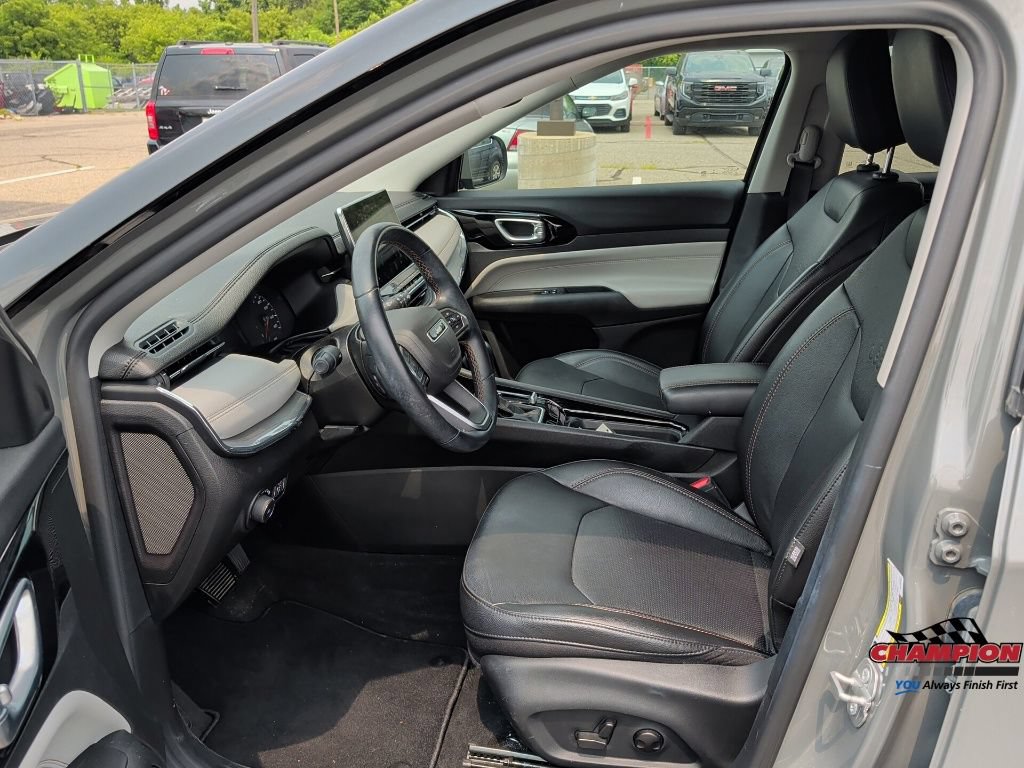 Used 2022 Jeep Compass Limited AWD/4WD image 12