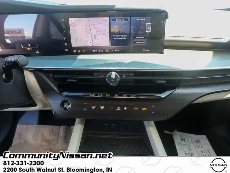 New 2025 Nissan Murano SL image 12