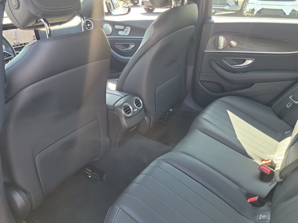 Used 2023 Mercedes-Benz E 350 Sedan image 15