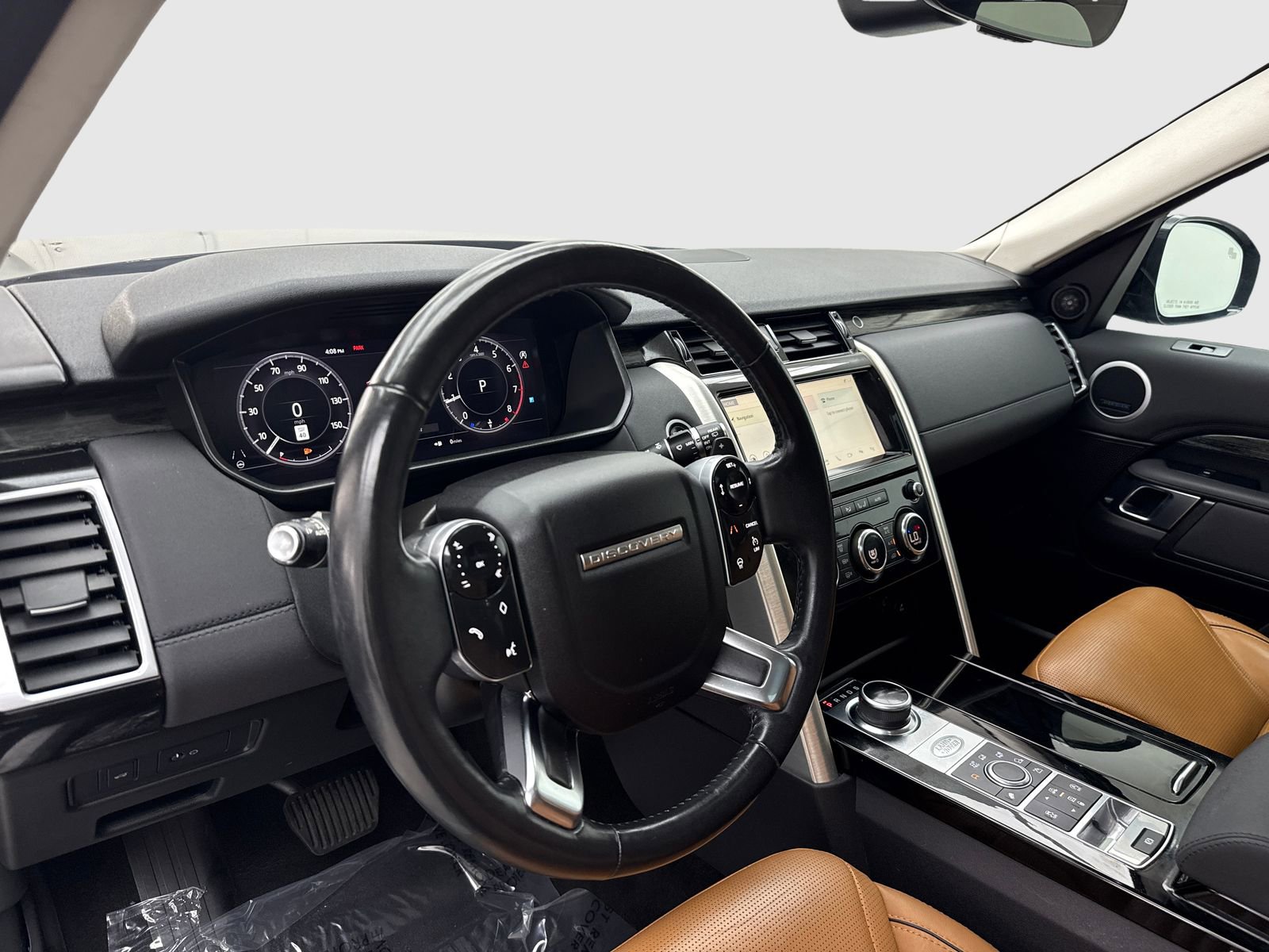 Used 2019 Land Rover Discovery HSE AWD/4WD image 18